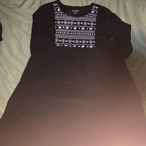 Long sleeve sweater perfect for fall